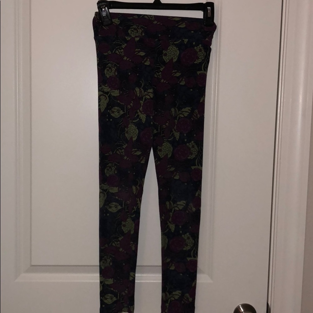 blue green and purple leggings flower and garden